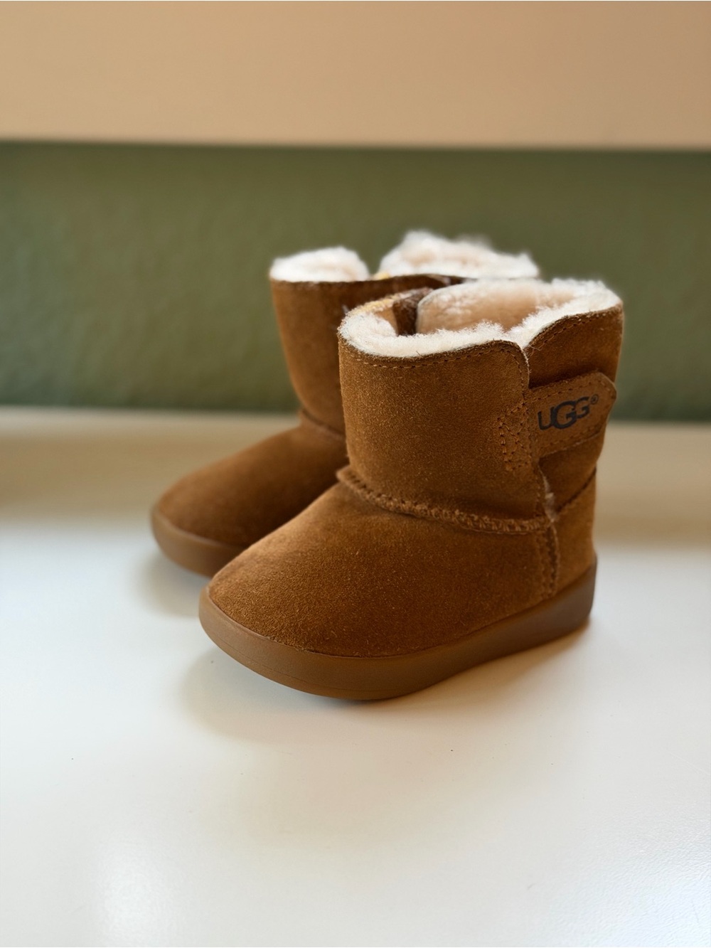 UGG Keelan Boot - Chesnut Suede - Cozy Infant Shoes